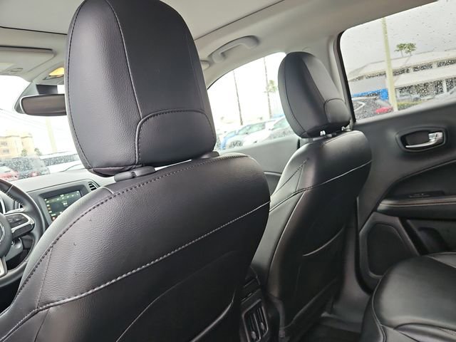 Used 2020 Jeep Compass Latitude image 10