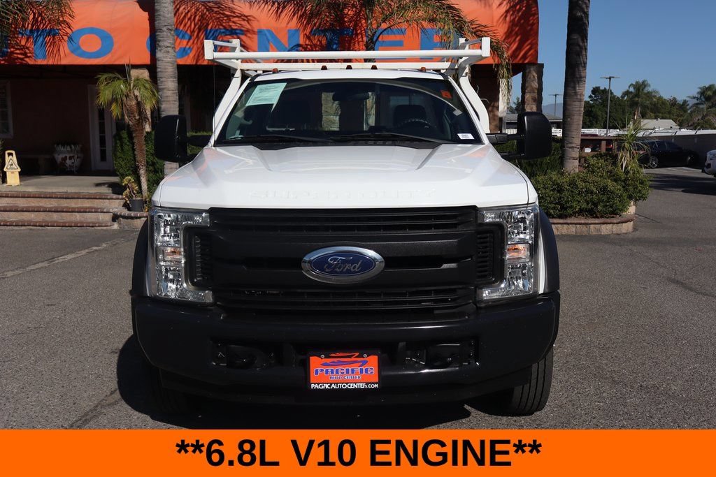 Used 2018 Ford F550 2WD Regular Cab Super Duty image 3