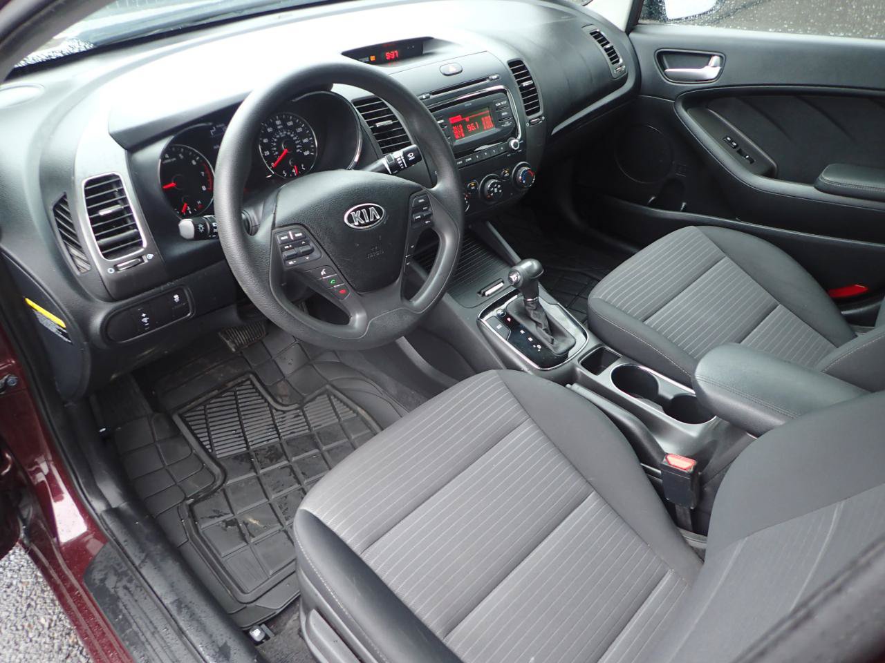 Used 2018 Kia Forte LX FWD image 9