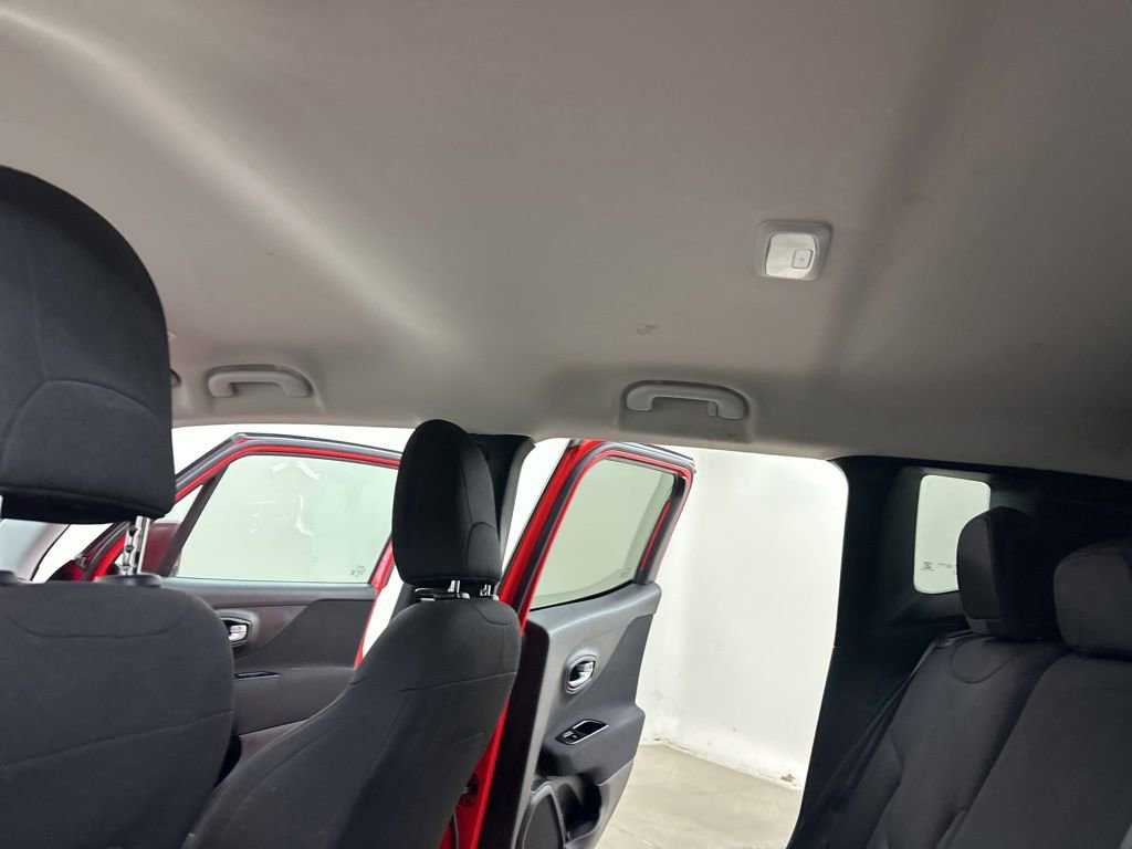 Used 2020 Jeep Renegade Sport image 28
