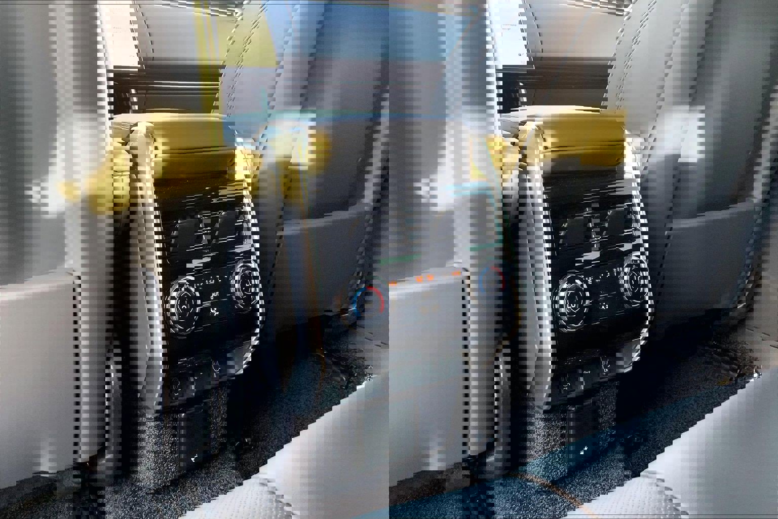 New 2026 Land Rover Range Rover SE image 20