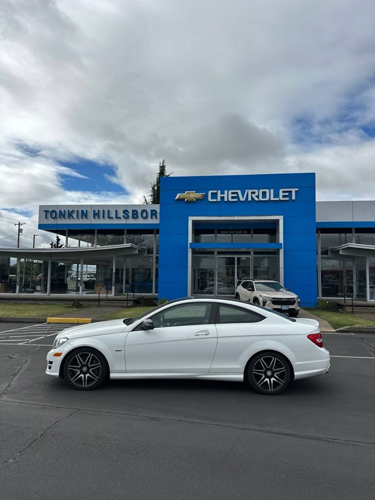Used 2014 Mercedes-Benz C 250 Coupe image 2