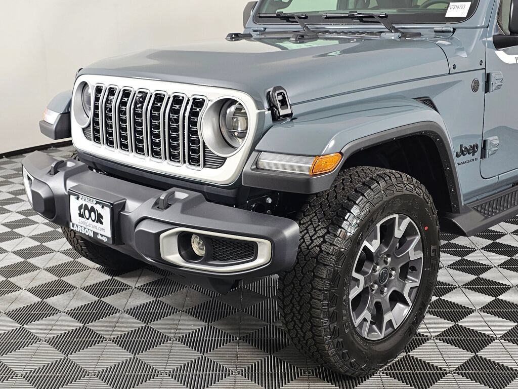 New 2026 Jeep Wrangler Unlimited Sahara w/ Whitecap Package AWD/4WD image 11