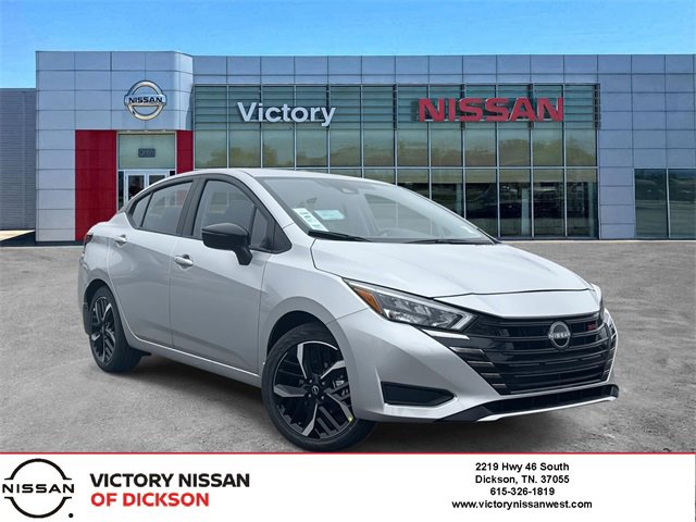 New 2025 Nissan Versa SR w/ Trunk Package