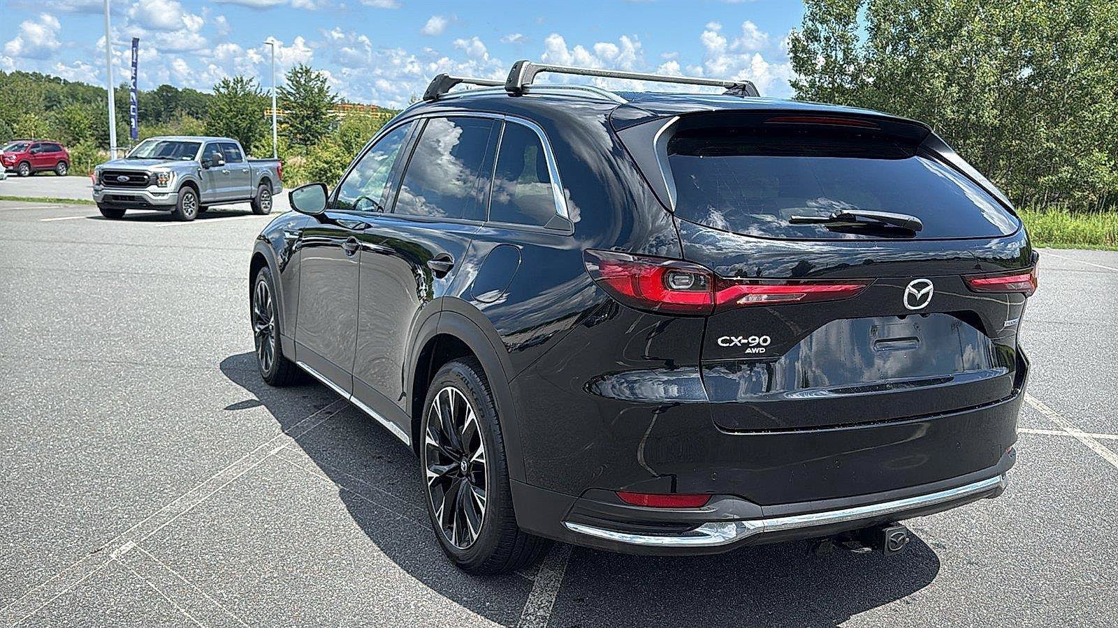 Used 2024 MAZDA CX-90 Plug-In Hybrid w/ Premium Pkg AWD/4WD image 8