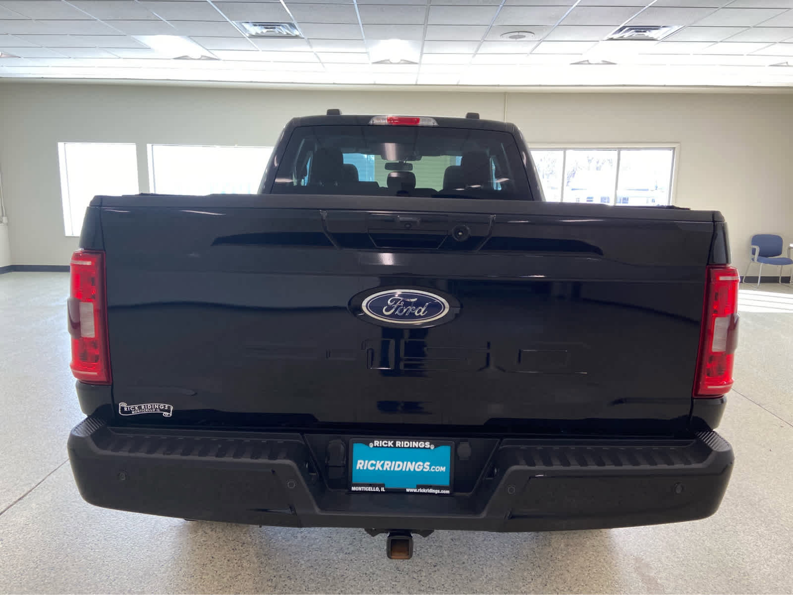 Used 2023 Ford F150 XLT w/ Equipment Group 302A High image 6