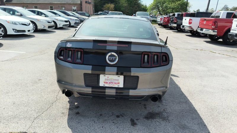 Used 2014 Ford Mustang GT RWD image 4
