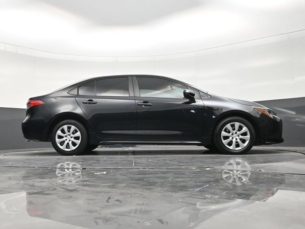 Used 2023 Toyota Corolla LE FWD image 24