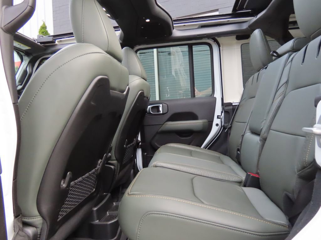 Used 2024 Jeep Wrangler High Altitude image 44