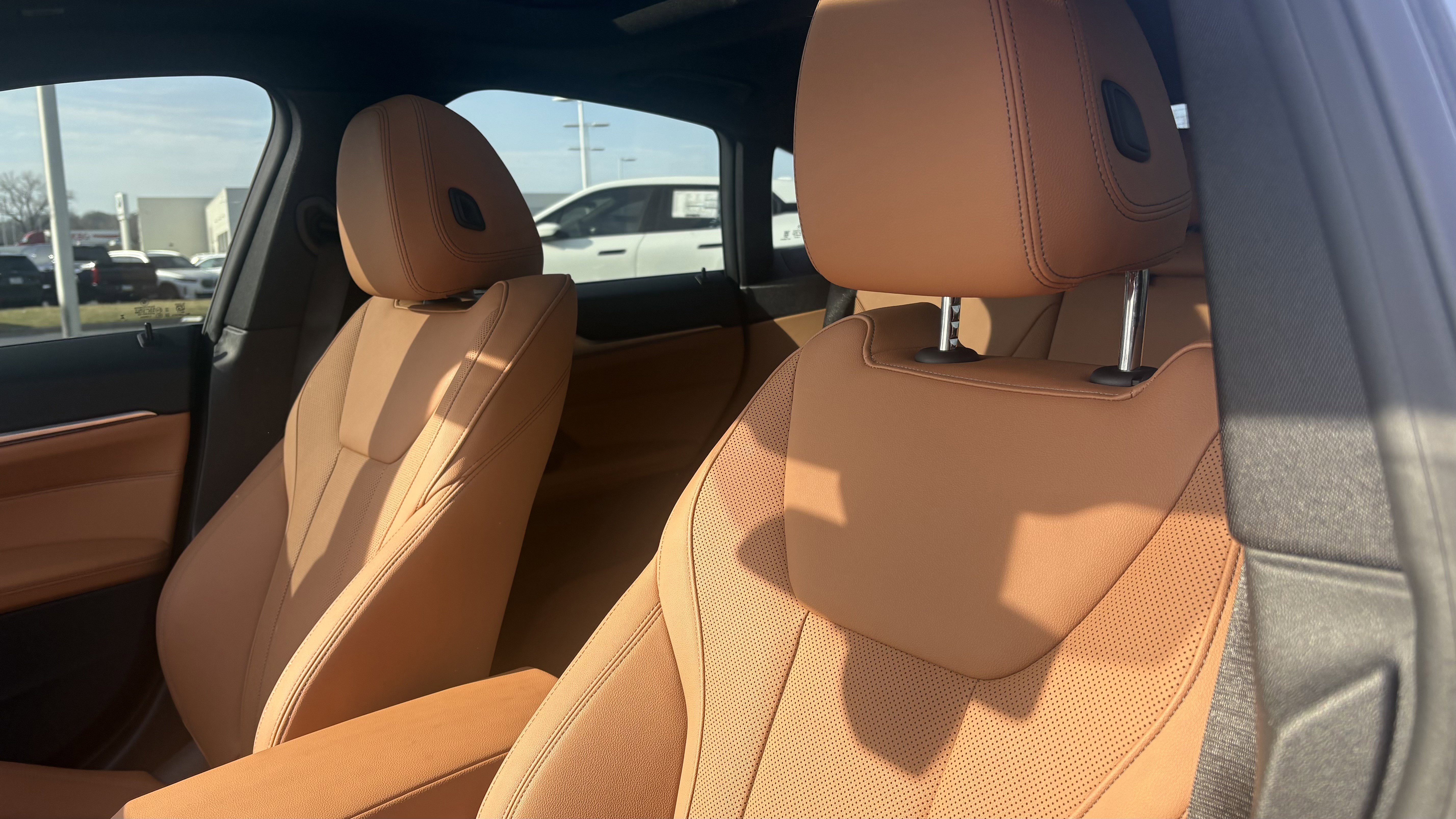 Used 2025 BMW i4 M50 w/ Premium Package image 18