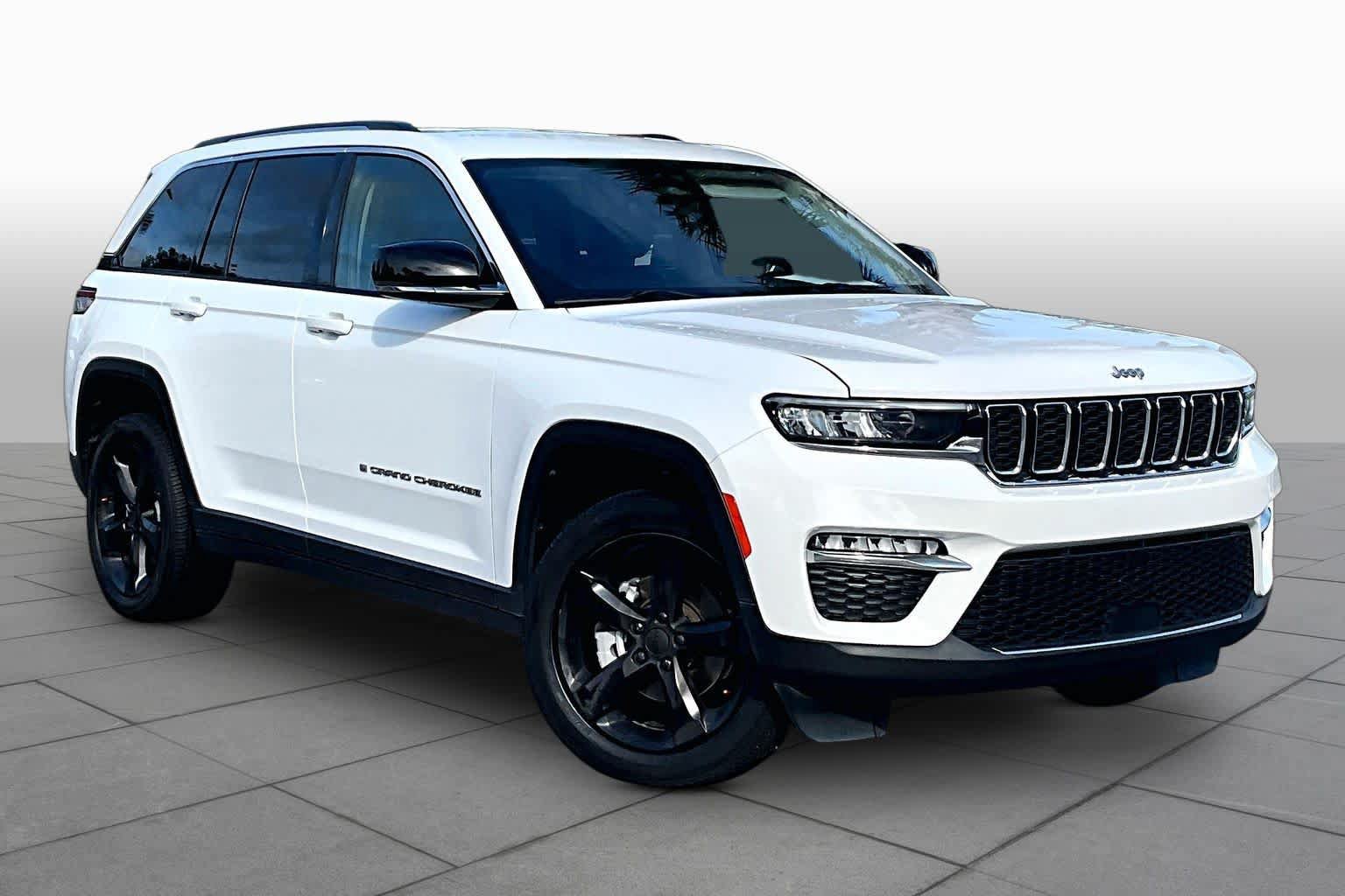 Used 2022 Jeep Grand Cherokee Limited RWD image 3