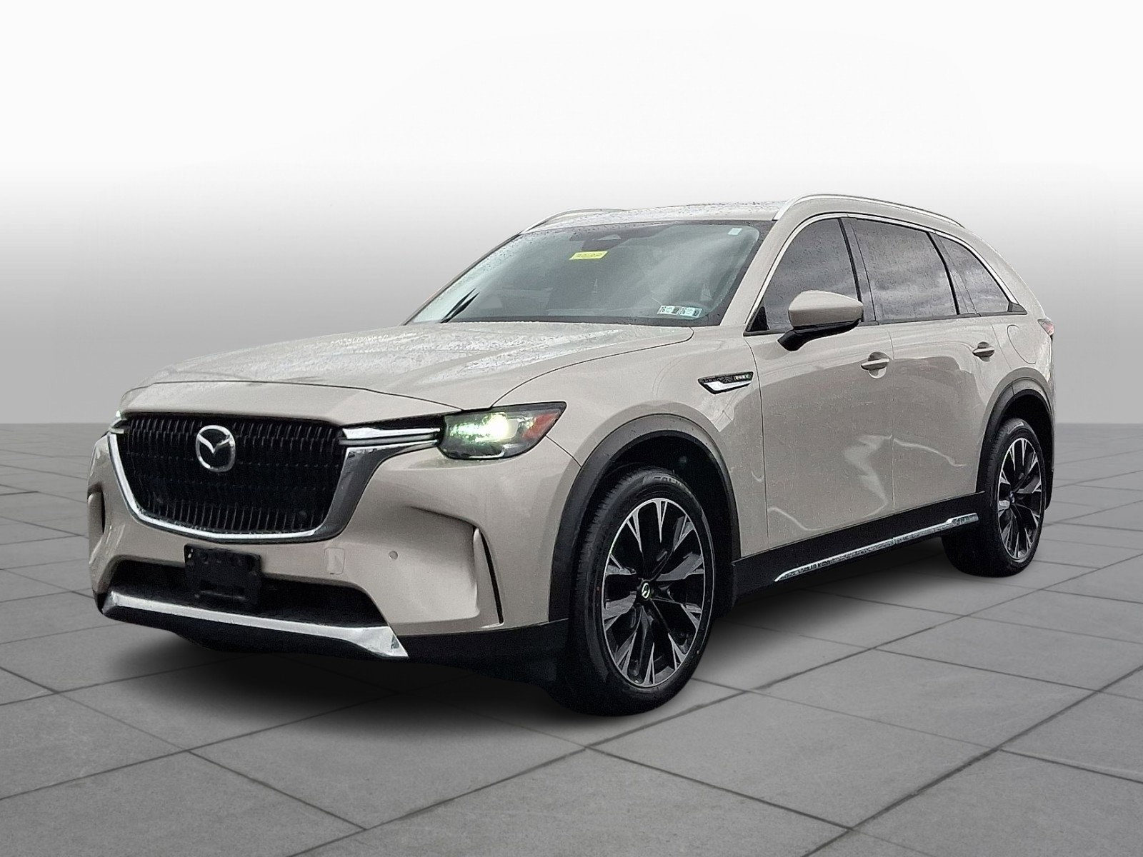 Certified 2024 MAZDA CX-90 Plug-In Hybrid w/ Premium Pkg image 4