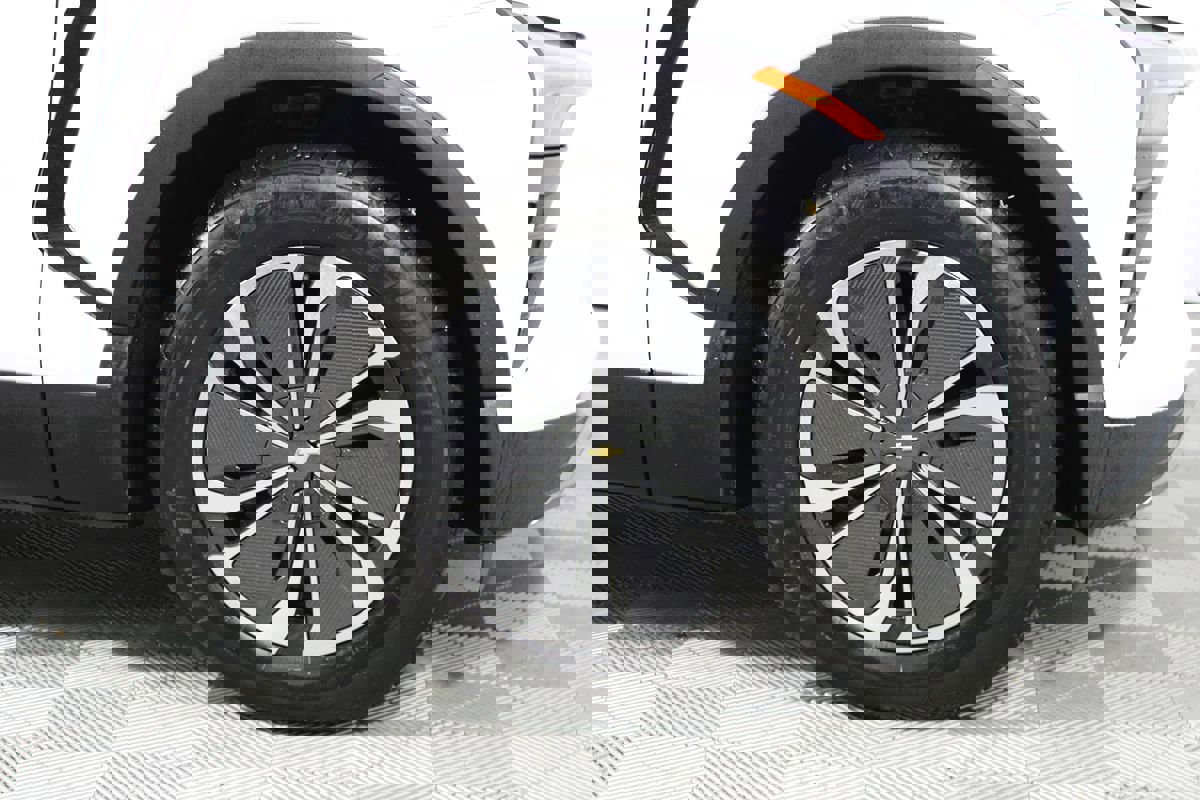 Used 2024 Chevrolet Blazer EV LT image 33