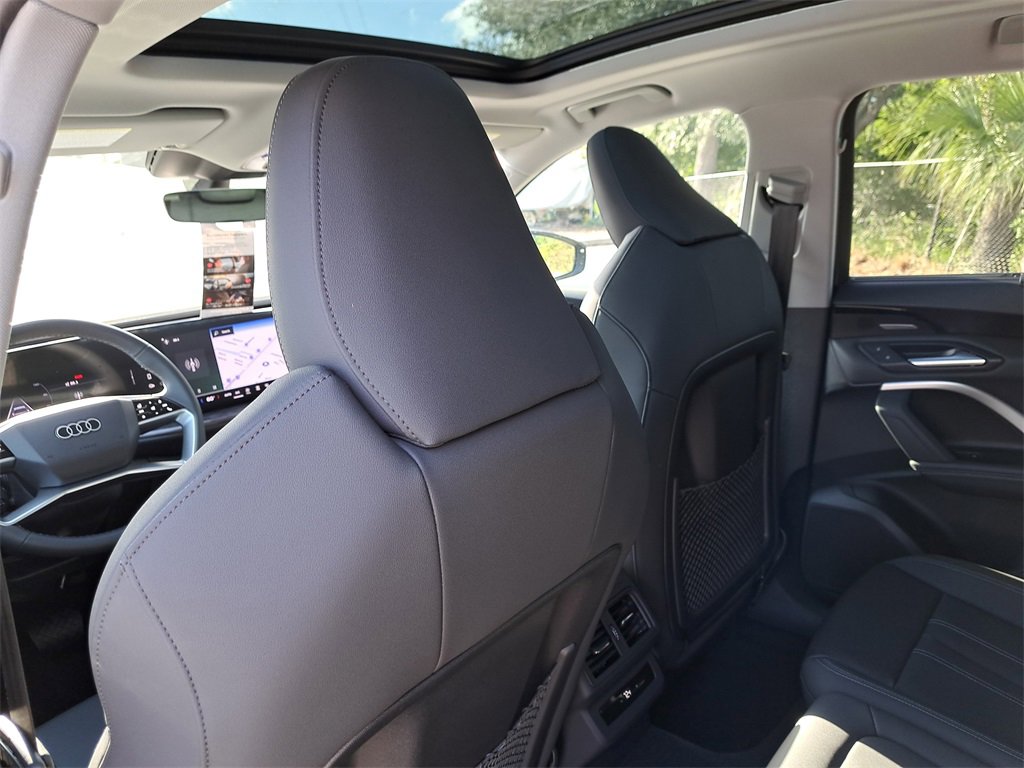 New 2025 Audi Q5 Premium Plus image 26