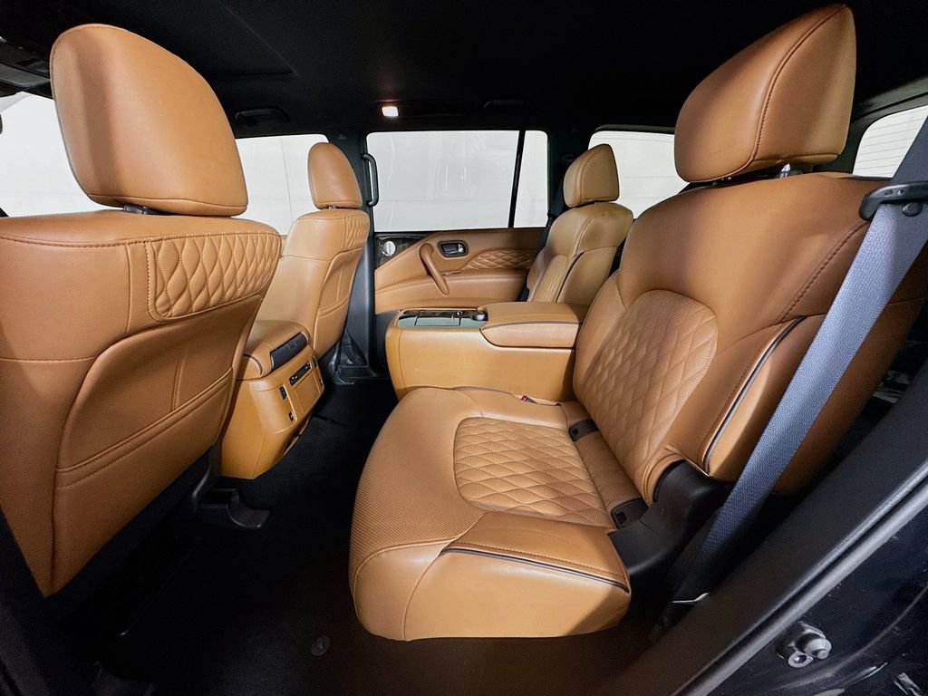 Used 2024 INFINITI QX80 Sensory AWD/4WD image 31