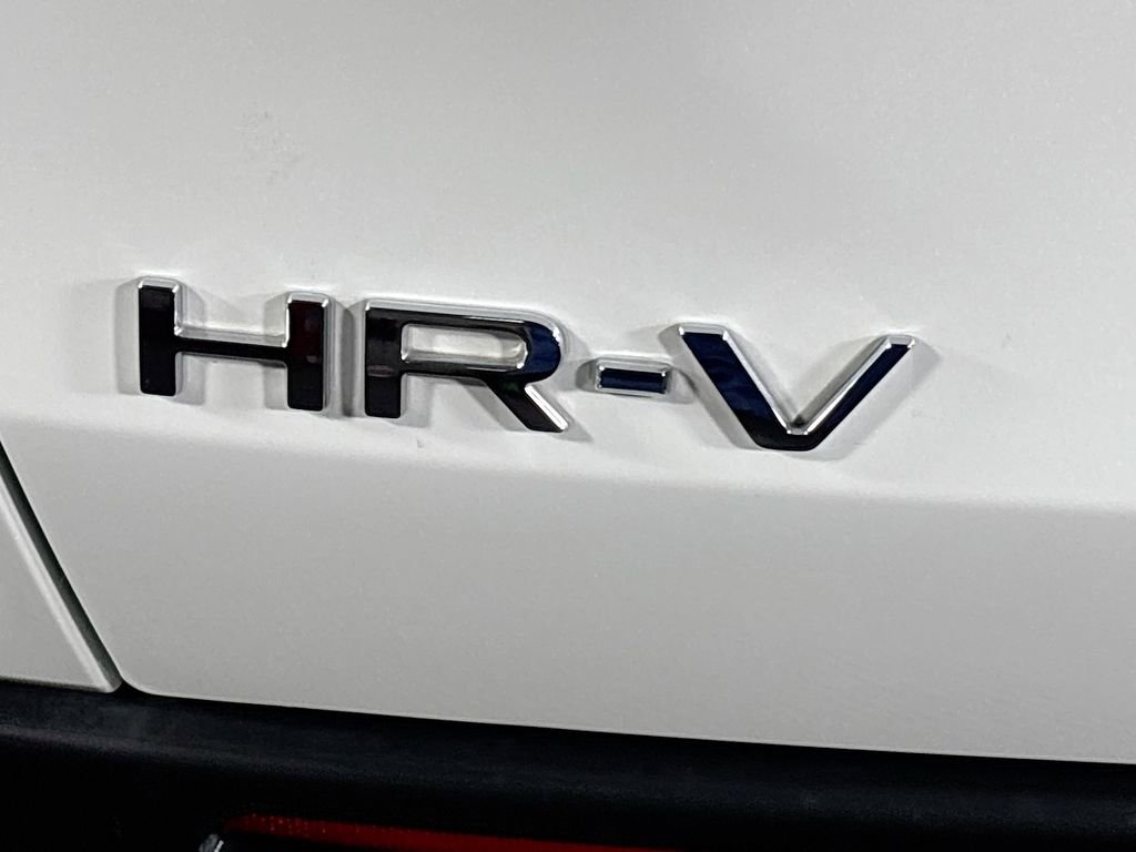 Certified 2025 Honda HR-V LX image 24