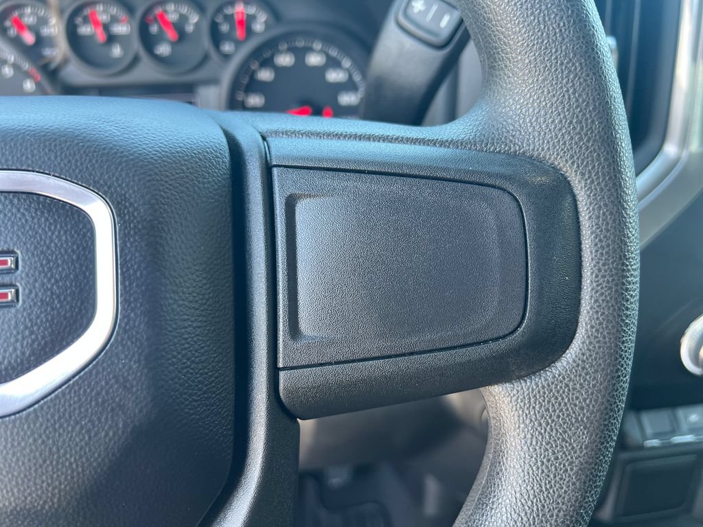 Used 2025 GMC Sierra 1500 Pro w/ Graphite Edition RWD image 17