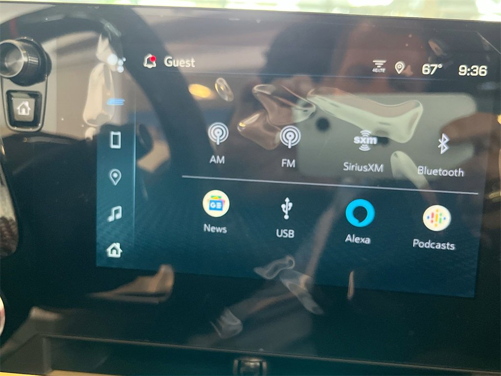 New 2025 Chevrolet Corvette E-Ray image 13