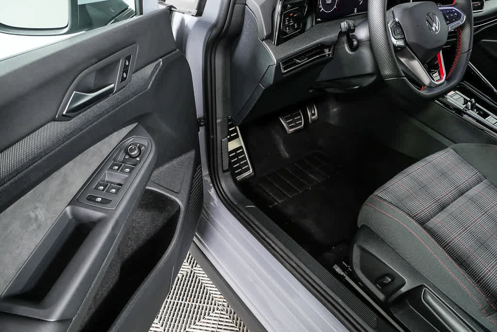 Certified 2025 Volkswagen GTI S FWD image 10