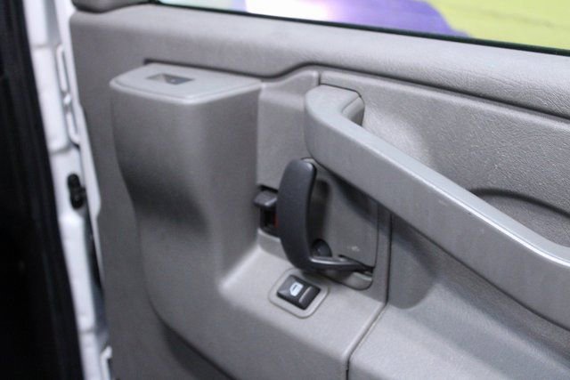 Used 2016 Chevrolet Express 3500 LT w/ LT Preferred Equipment Group image 9