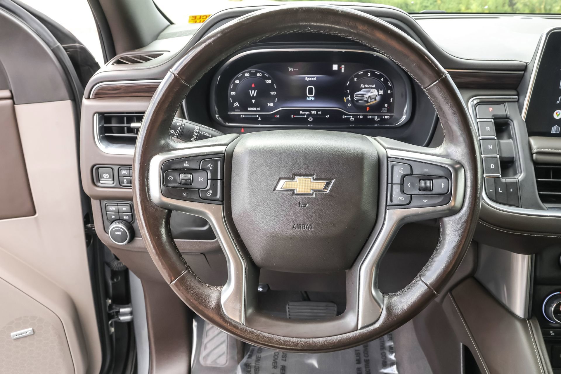 Used 2022 Chevrolet Tahoe LT w/ Luxury Package AWD/4WD image 26