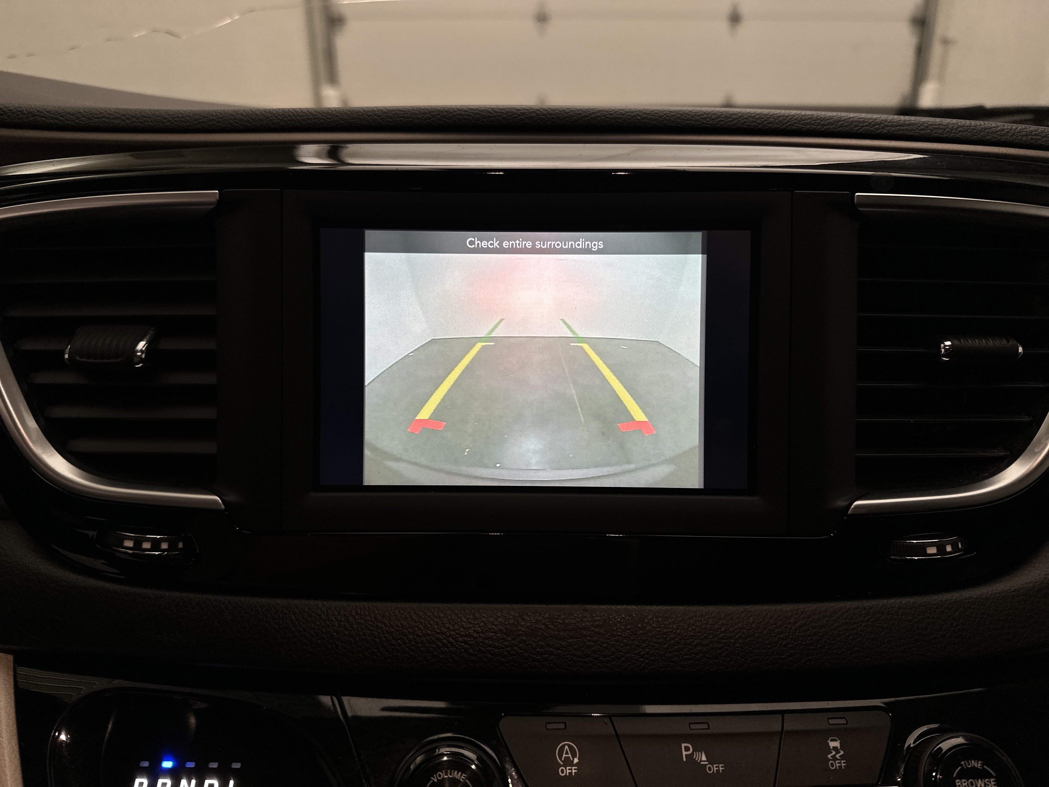 Used 2021 Chrysler Voyager LX FWD image 32