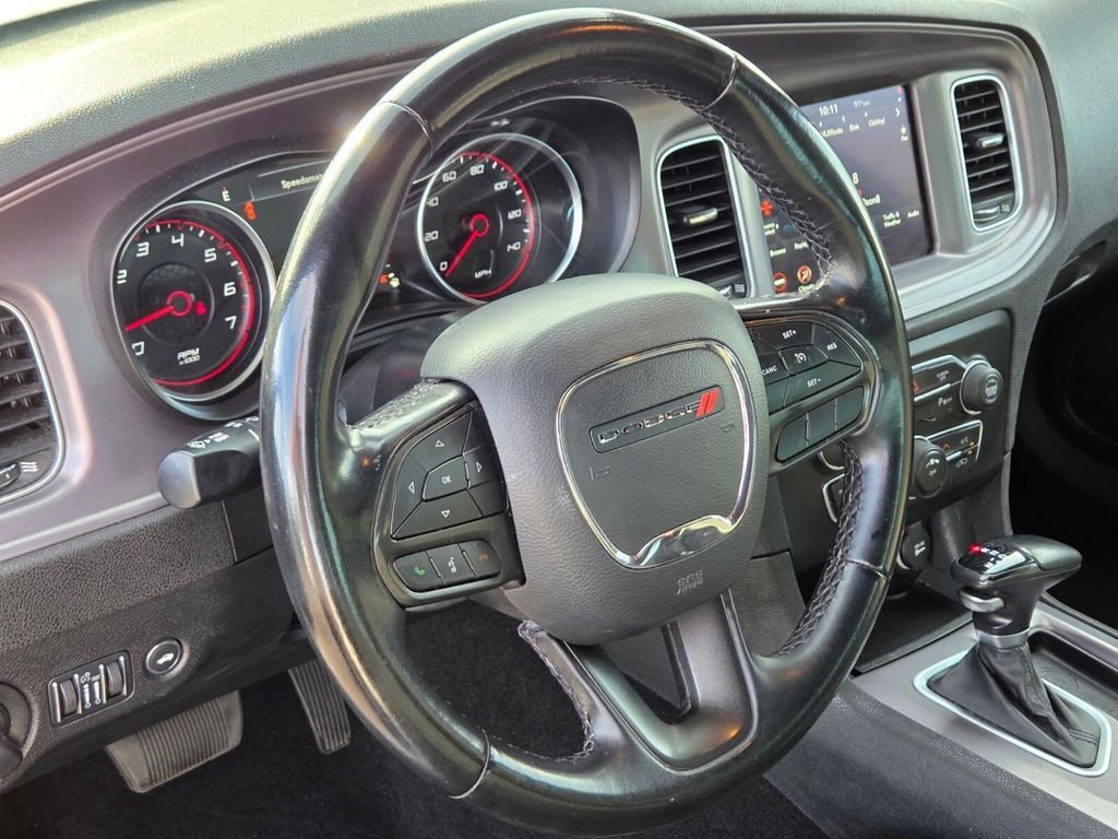 Used 2023 Dodge Charger SXT RWD image 25