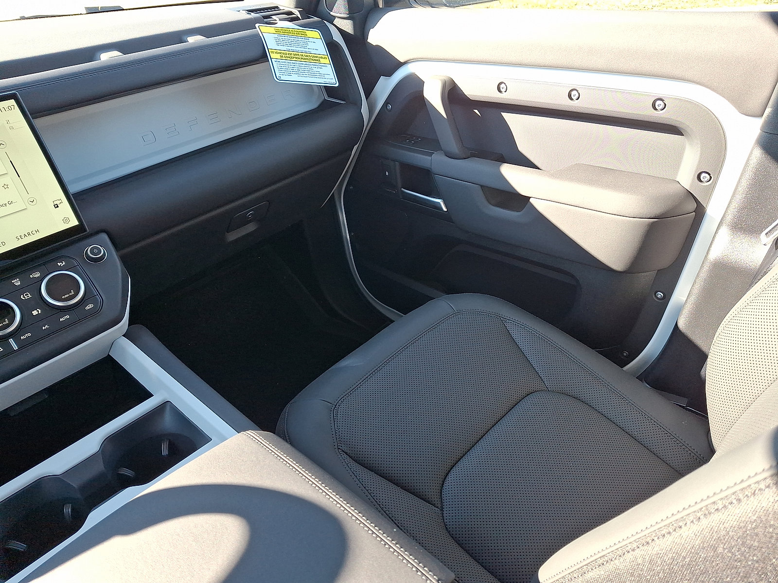 New 2026 Land Rover Defender 110 S image 14