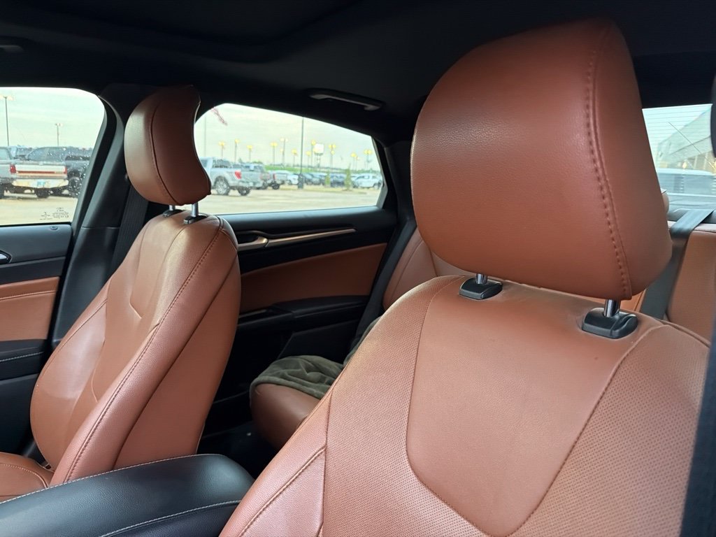 Used 2019 Ford Fusion Titanium AWD/4WD image 11