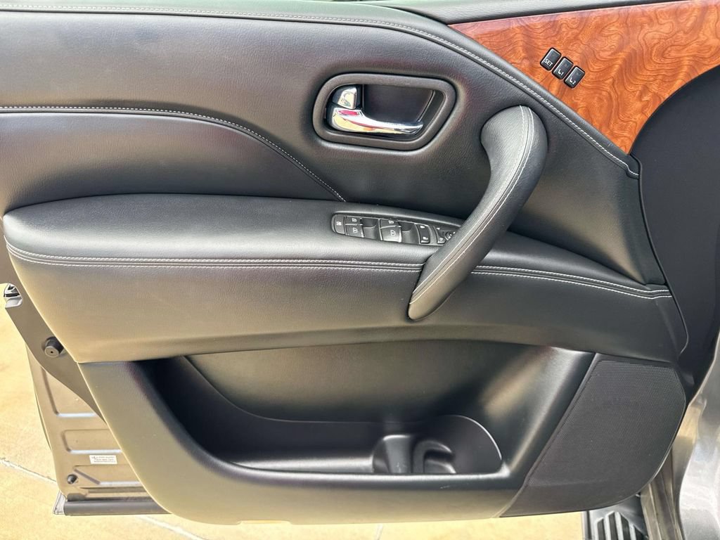 Used 2019 INFINITI QX80 Luxe w/ Proassist Package RWD image 25
