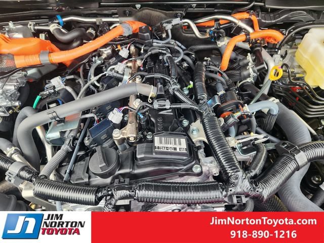 New 2026 Toyota 4Runner TRD Off-Road Premium AWD/4WD image 10