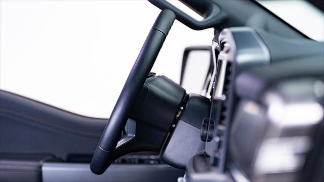 Used 2024 Ford F150 Lariat w/ Tow/Haul Package image 40