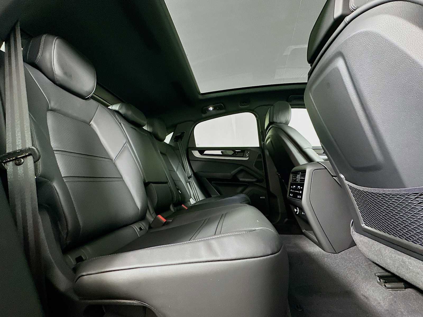 New 2026 Porsche Cayenne S image 28