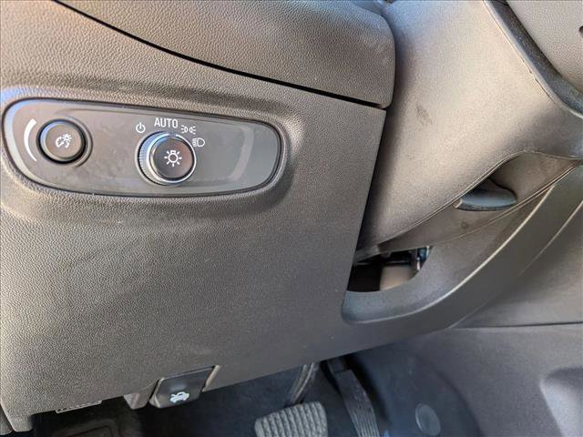 Used 2023 Chevrolet Equinox LT image 16