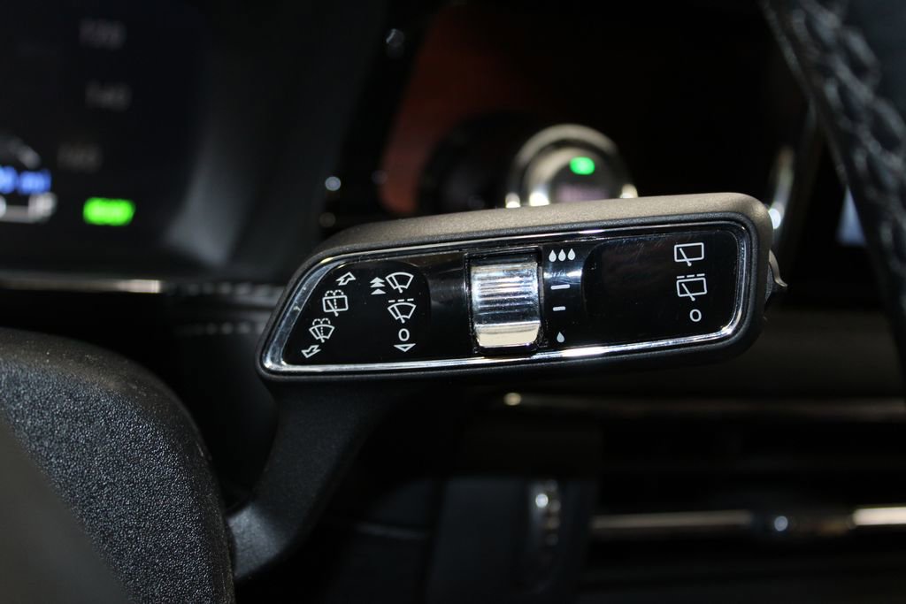 Used 2022 Lincoln Corsair Grand Touring image 39