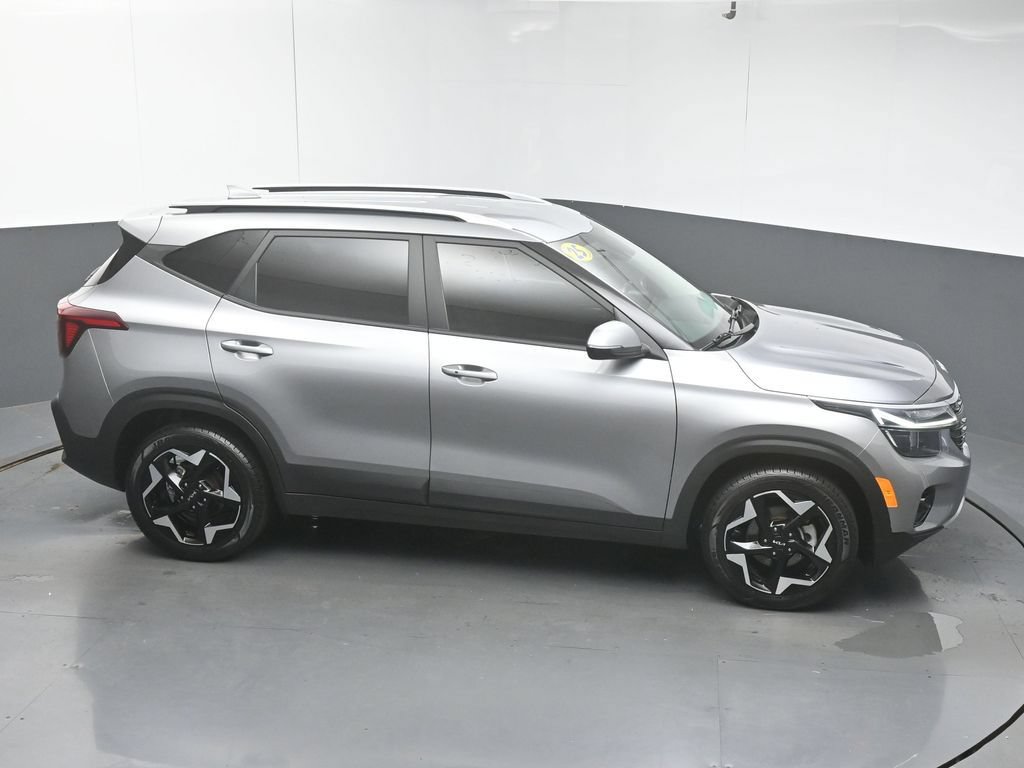 Used 2025 Kia Seltos S FWD image 46