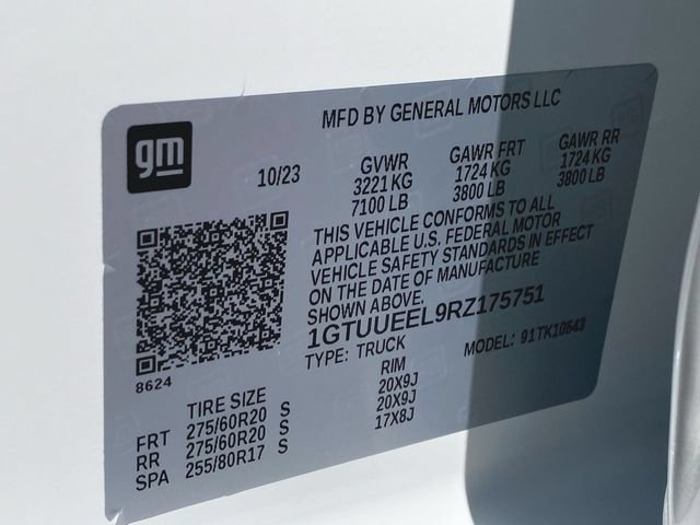 Used 2024 GMC Sierra 1500 AT4 w/ Technology Package AWD/4WD image 34