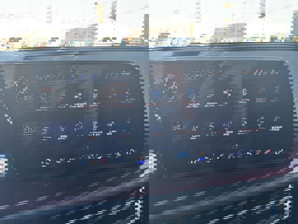 New 2026 Chevrolet Traverse Z71 w/ Enhanced Driving Package image 31