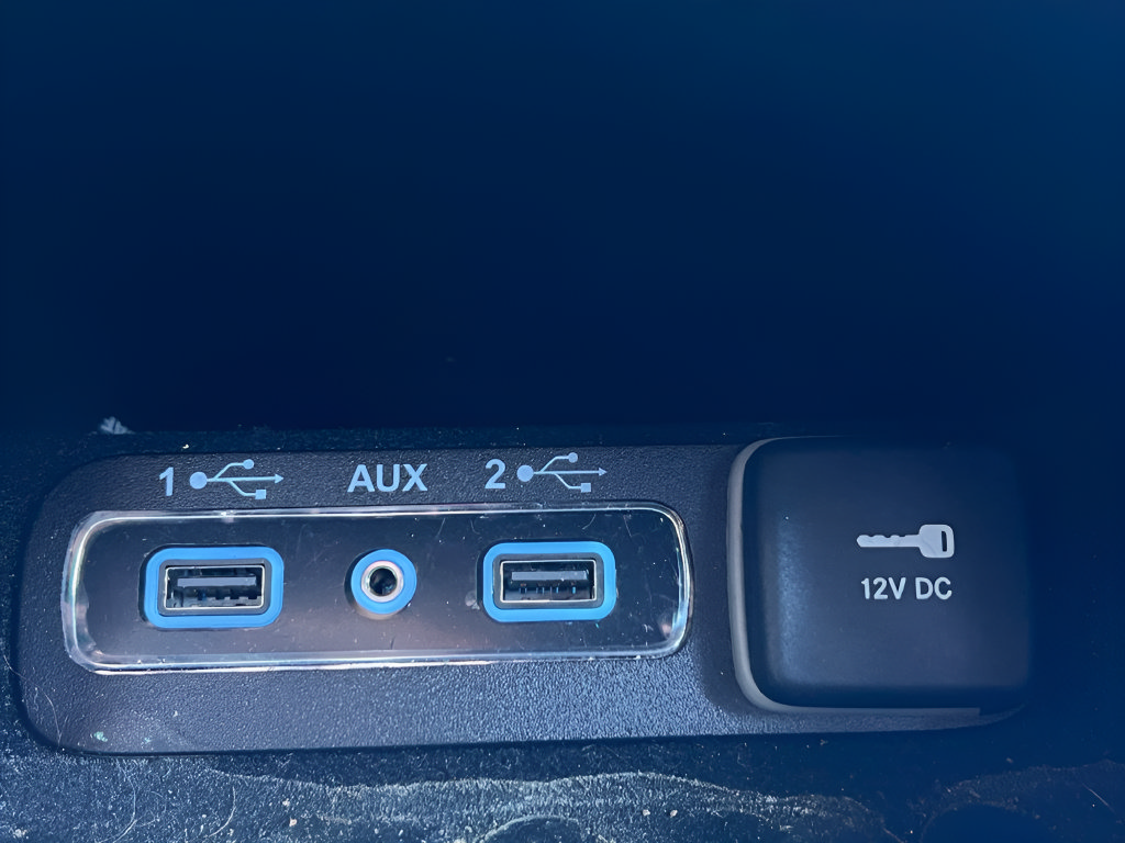 Used 2019 Jeep Grand Cherokee Laredo AWD/4WD image 27