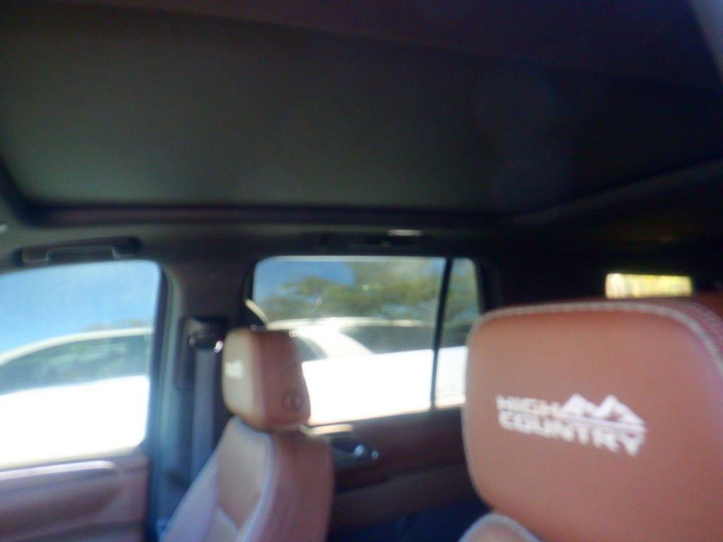 Used 2023 Chevrolet Tahoe High Country w/ Premium Package AWD/4WD image 7
