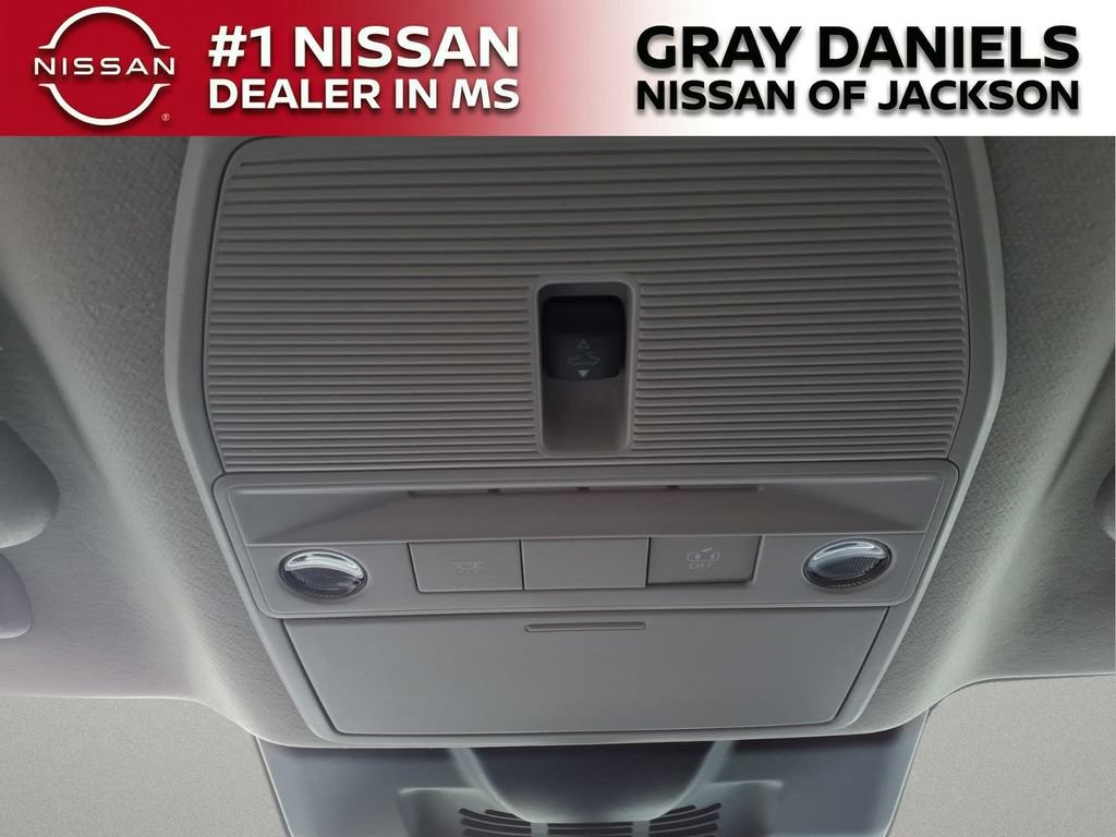New 2026 Nissan Sentra SR w/ SR Premium Package FWD image 21