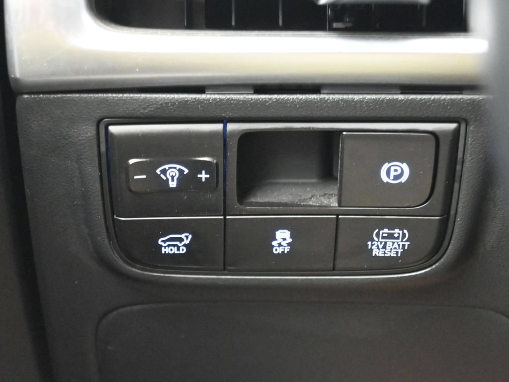 Used 2025 Hyundai Tucson Limited AWD/4WD image 19