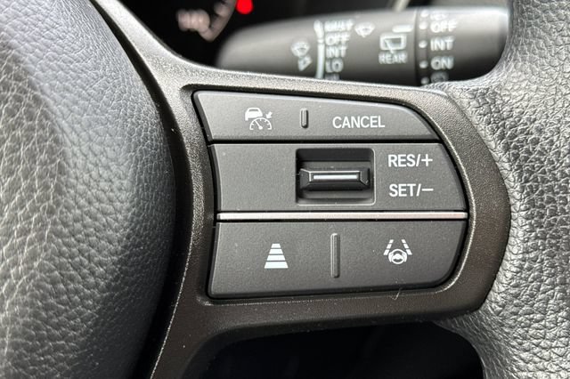 Used 2025 Honda CR-V LX image 38