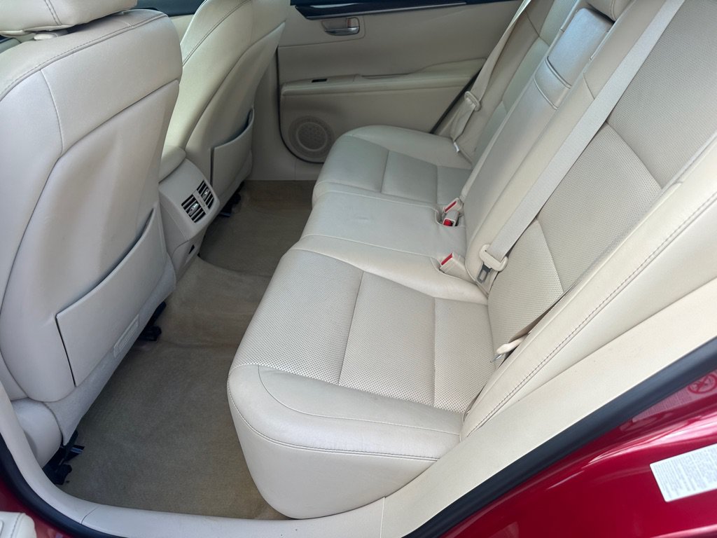 Used 2013 Lexus ES 350 w/ Luxury Pkg FWD image 21