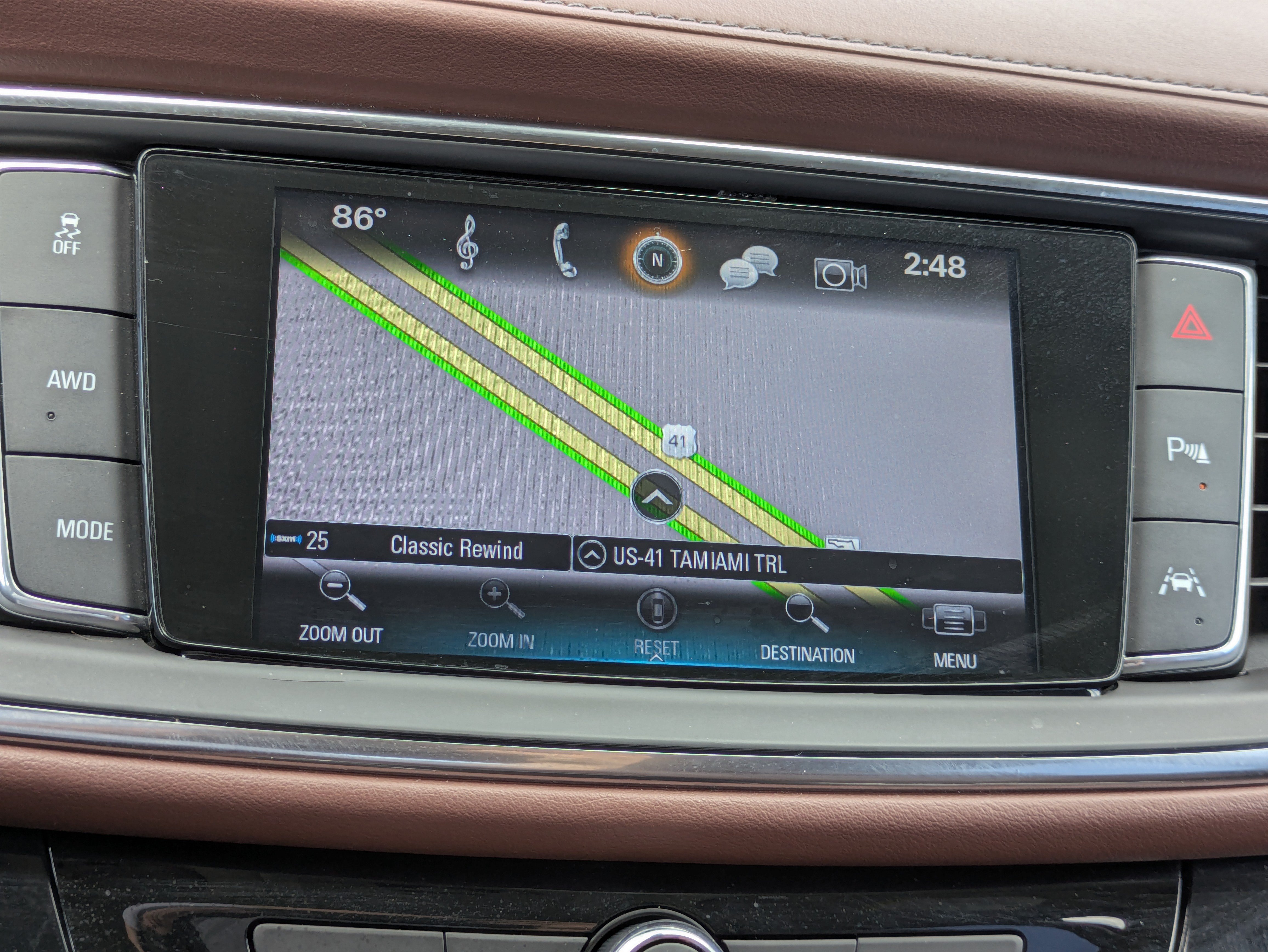 Used 2019 Buick Enclave Avenir w/ Avenir Technology Package AWD/4WD image 23