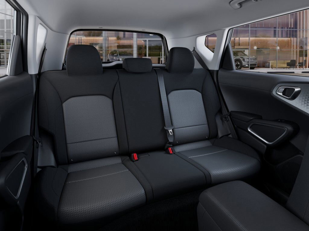 New 2025 Kia Soul S FWD image 17