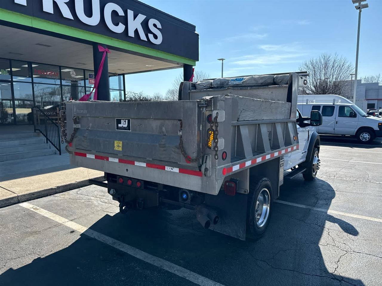 Used 2019 Ford F550 4x4 Regular Cab Super Duty image 8
