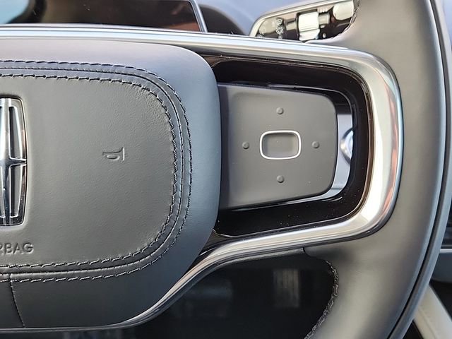 New 2025 Lincoln Nautilus Premier w/ Equipment Group 102A image 18