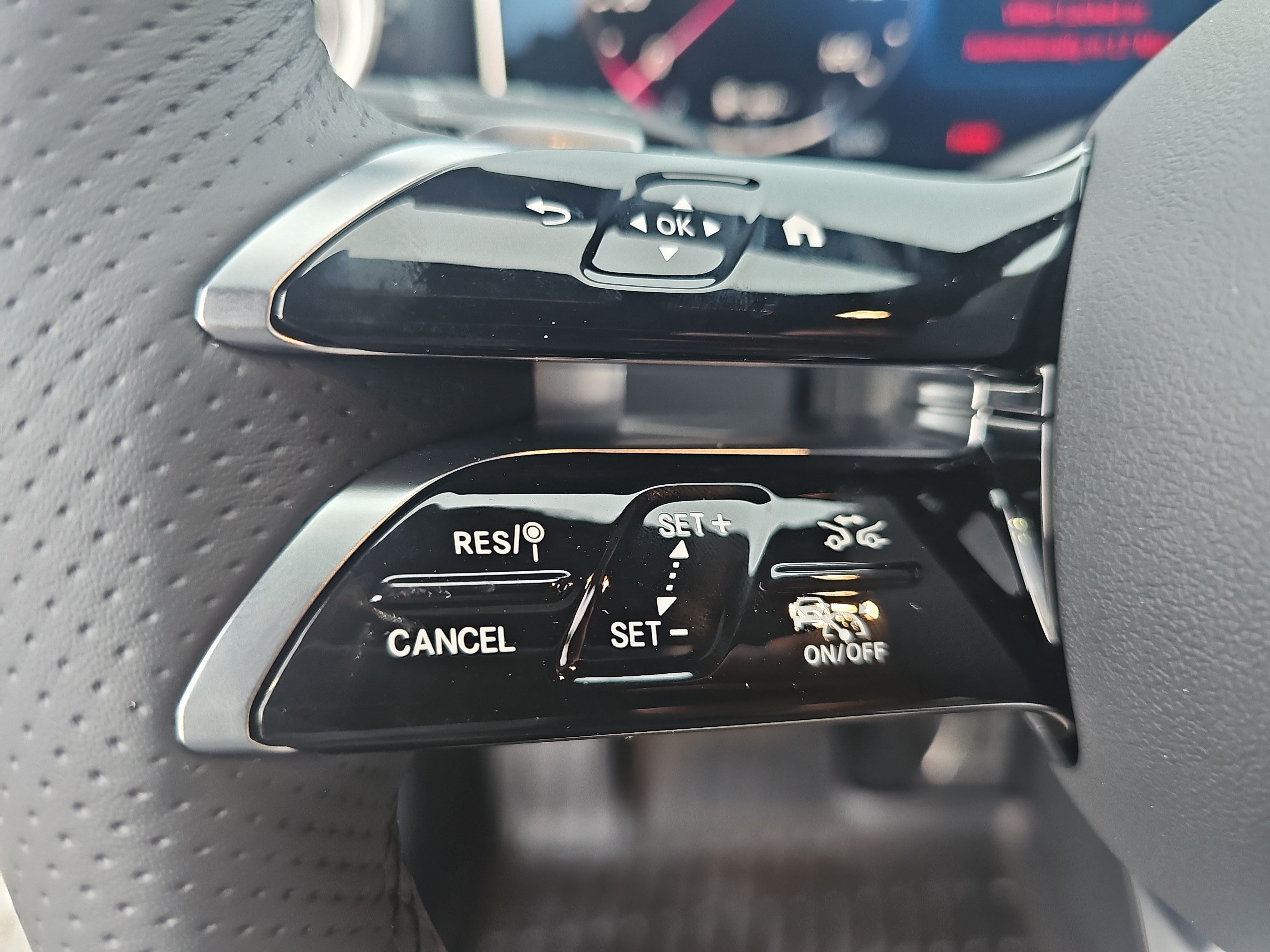 New 2027 Mercedes-Benz CLE 300 4MATIC Cabriolet image 16