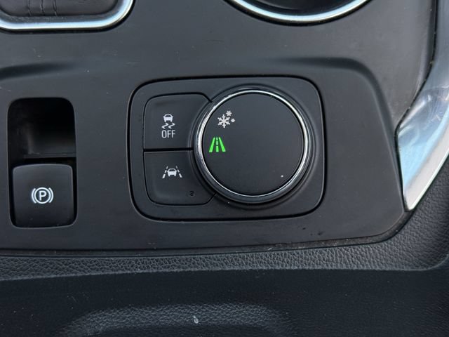 Certified 2021 Chevrolet Traverse RS FWD image 22